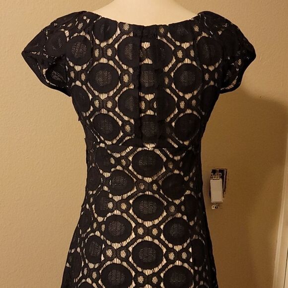 Phoebe couture dress size 4 - Picture 4 of 12